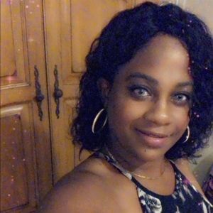 Meet your Posher, Lasonja